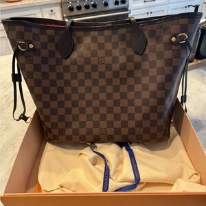 Louis Vuitton Neverfull mm